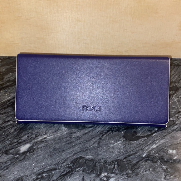 FENDI DeFender White Sunglasses - Picture 7 of 8